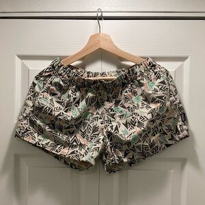 Patagonia Women's Geometric Patterned Shorts Baggies Shorts